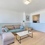 Apartament Lecomte - Beachhouse La 236 *