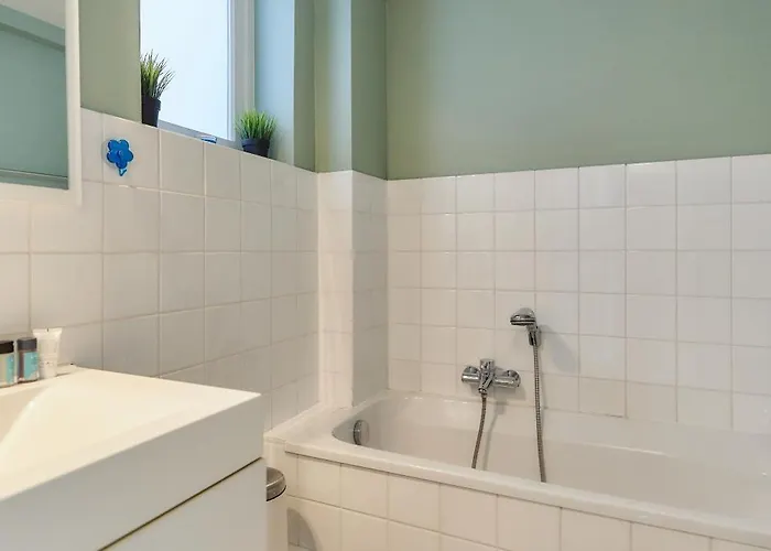 Lecomte - Beachhouse La 236